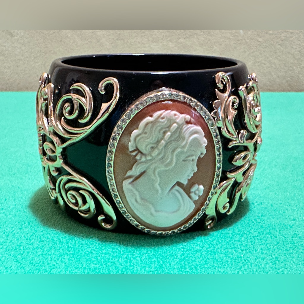 Amedeo Nyc Bangle